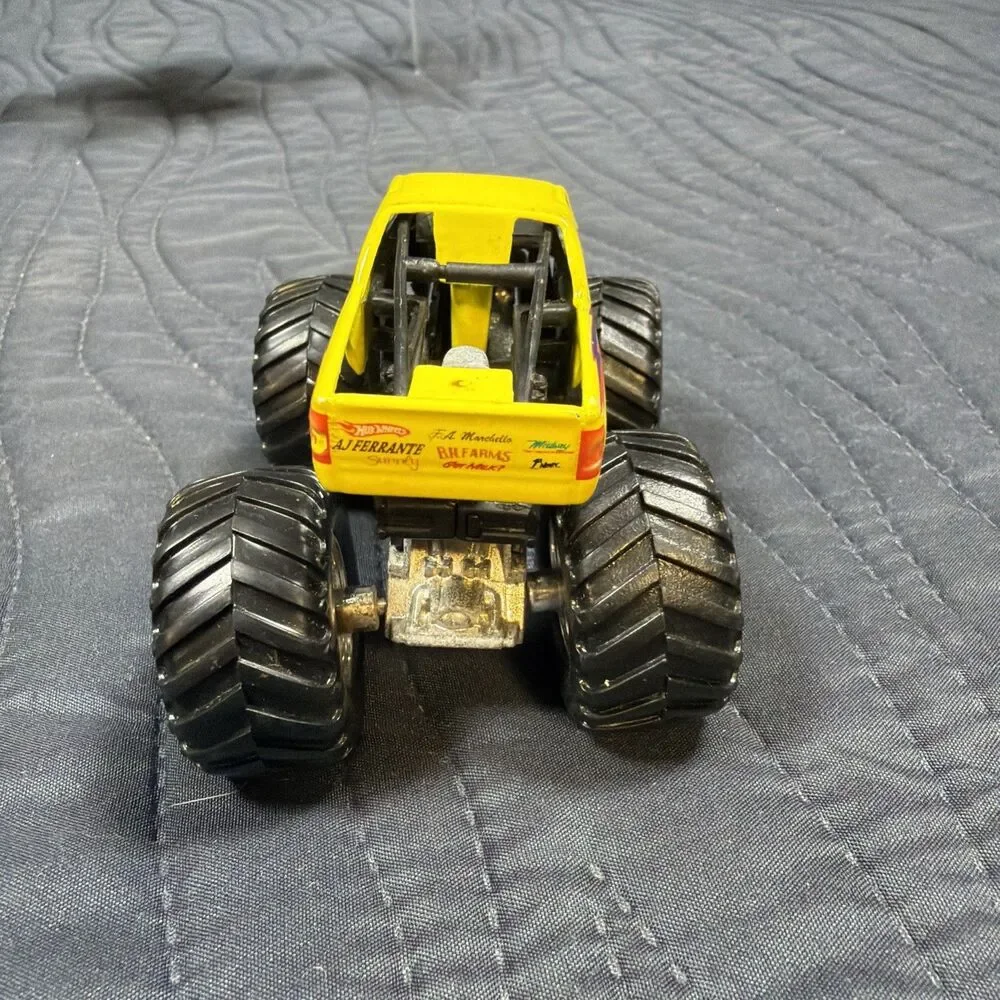 Hot Wheels Monster Jam 1:64 Diecast Monster Truck Lot of 6 Vintage Loose